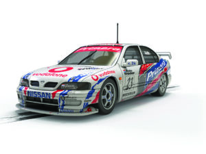 Scalextric 1:32 Nissan Primera - BTCC 1999 – Laurent Aiello